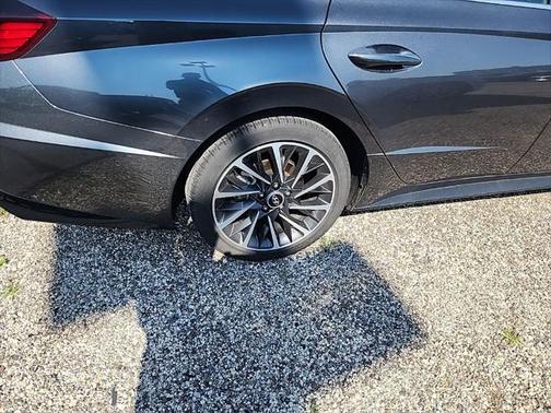 2023 Hyundai SONATA Limited