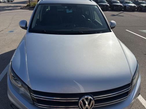 2012 Volkswagen Tiguan SEL