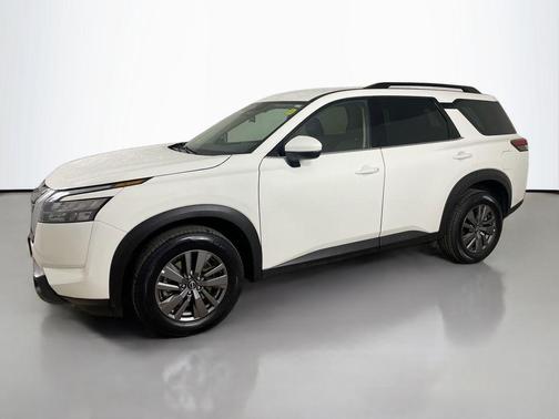 2025 Nissan Pathfinder SV 4WD