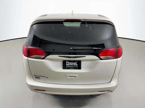 2020 Chrysler Pacifica Touring