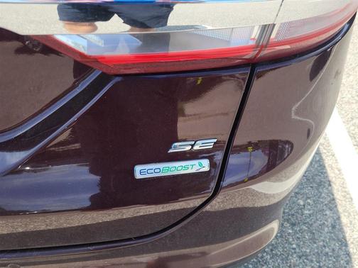 Burgundy Velvet Metallic Tinted Clearcoat 2018 Ford Fusion SE