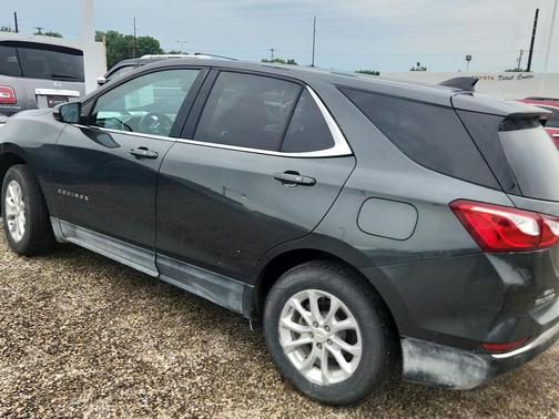 Nightfall Gray Metallic 2018 Chevrolet Equinox LT