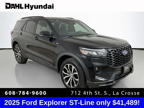 2025 Ford Explorer ST-Line