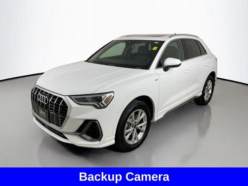 2024 Audi Q3 Premium 45 TFSI S line quattro Tiptronic