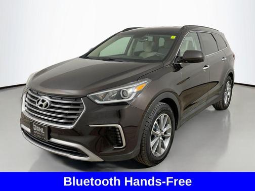 2017 Hyundai SANTA FE SE