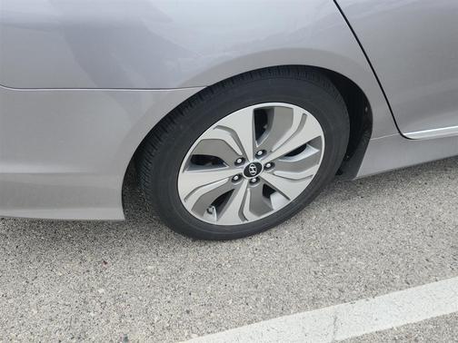 Hyper Silver Metallic 2013 Hyundai SONATA Hybrid Limited