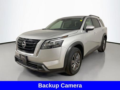 2025 Nissan Pathfinder SV 4WD