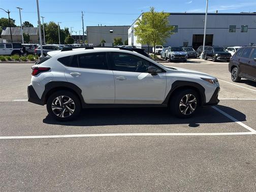 Crystal White Pearl 2024 Subaru Crosstrek Premium