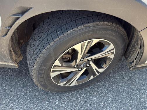 Crystal White Pearl 2024 Subaru Crosstrek Premium