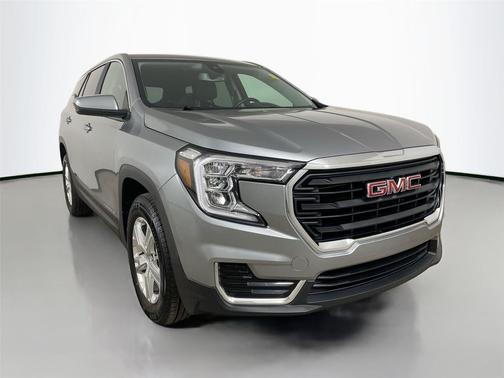 Sterling Metallic 2024 GMC Terrain SLE