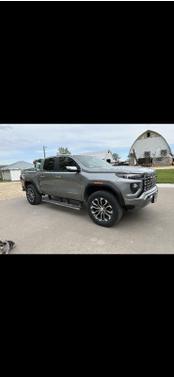 Sterling Metallic 2023 GMC Canyon Denali