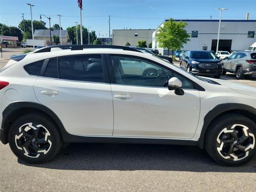 Crystal White Pearl 2021 Subaru Crosstrek Limited