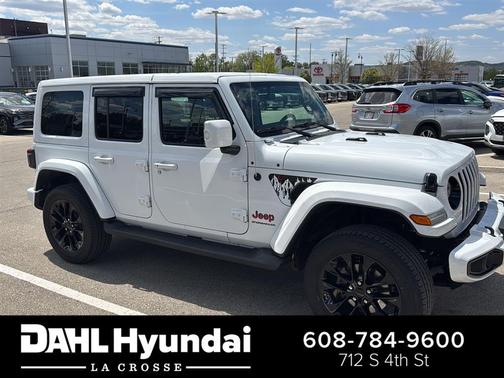 Bright White Clearcoat 2023 Jeep Wrangler 4-Door High Altitude 4x4
