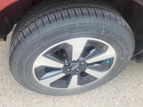 Venetian Red Pearl 2018 Subaru Forester 2.5i Premium