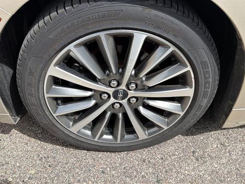 Palladium White Gold Metallic 2017 Lincoln MKZ Base