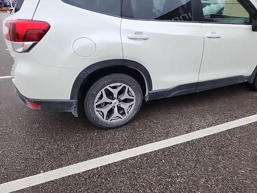 2022 Subaru Forester Premium