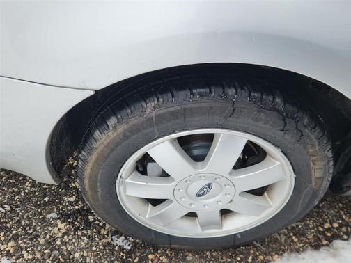 2005 Ford Five Hundred SE