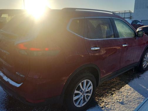 2020 Nissan Rogue SV