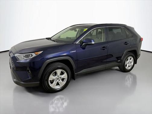 2020 Toyota RAV4 Hybrid XLE