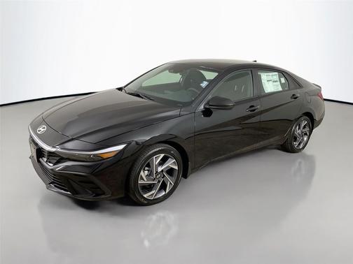 2025 Hyundai ELANTRA HEV SEL Sport