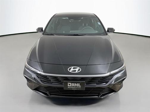 2025 Hyundai ELANTRA HEV SEL Sport