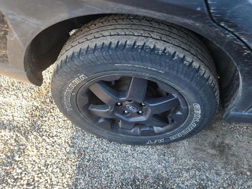 Crystal Black Silica 2023 Subaru Outback Wilderness