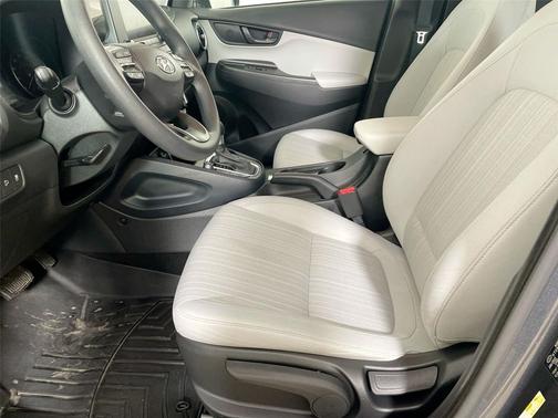 Thunder Gray 2022 Hyundai KONA SEL