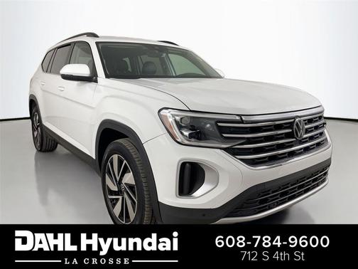 2024 Volkswagen Atlas 2.0T SE w/Technology 4MOTION