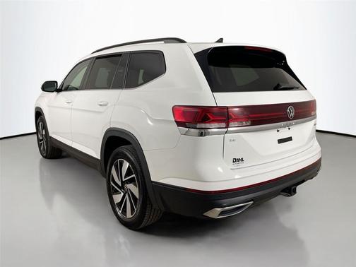2024 Volkswagen Atlas 2.0T SE w/Technology 4MOTION