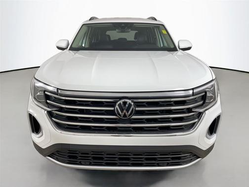 2024 Volkswagen Atlas 2.0T SE w/Technology 4MOTION