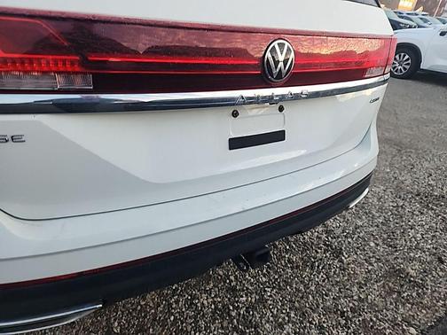 2024 Volkswagen Atlas 2.0T SE w/Technology 4MOTION