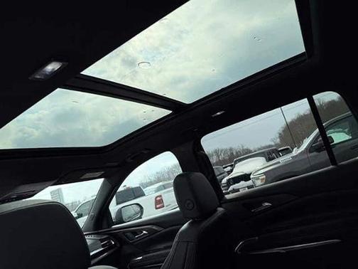 Mosaic Black Metallic 2025 Chevrolet Traverse High Country