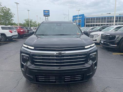 Mosaic Black Metallic 2025 Chevrolet Traverse High Country