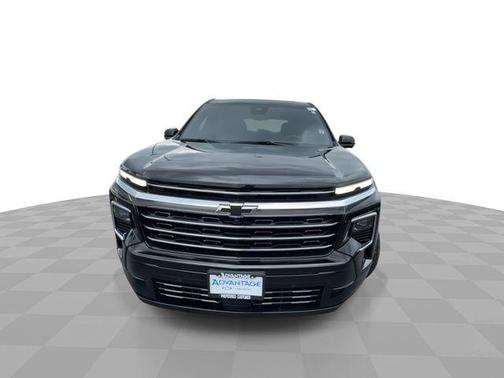 Mosaic Black Metallic 2025 Chevrolet Traverse High Country