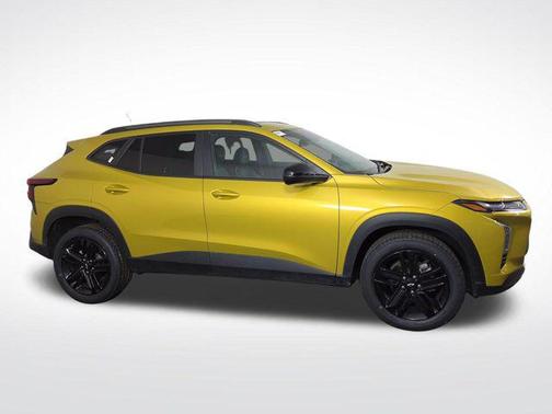 Nitro Yellow Metallic 2024 Chevrolet Trax FWD ACTIV