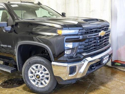 2025 Chevrolet Silverado 2500 WT