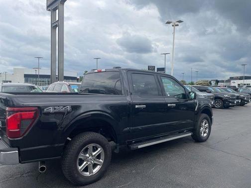 AGATE BLACK METALLIC 2025 Ford F-150 XLT