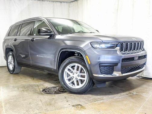 2022 Jeep Grand Cherokee L Laredo
