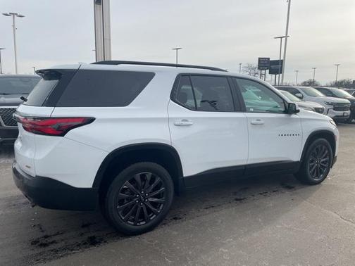 2022 Chevrolet Traverse RS