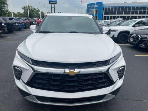 Summit White 2024 Chevrolet Blazer 2LT