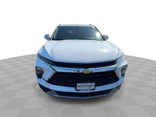 Summit White 2024 Chevrolet Blazer 2LT