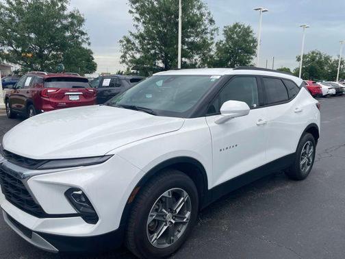 Summit White 2024 Chevrolet Blazer 2LT