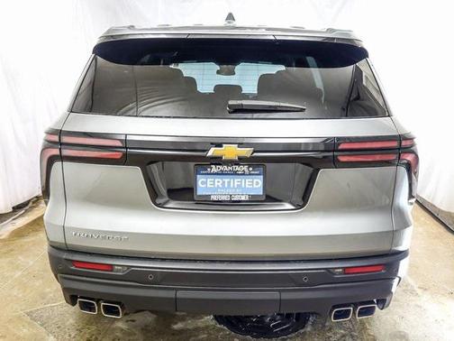 2024 Chevrolet Traverse LS