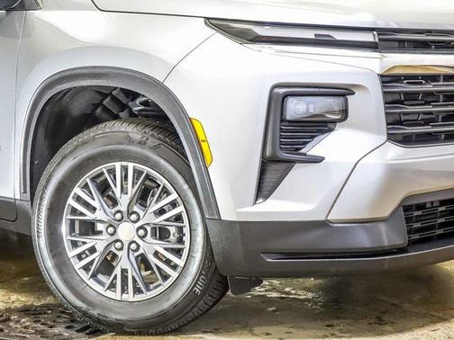 2024 Chevrolet Traverse LS
