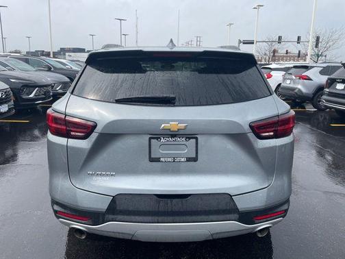 Sterling Gray Metallic 2025 Chevrolet Blazer 2LT