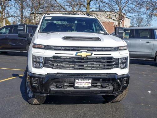 2026 Chevrolet Silverado 2500 Custom