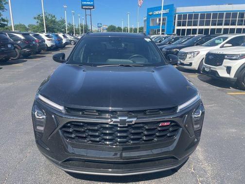 Mosaic Black Metallic 2024 Chevrolet Trax FWD 2RS