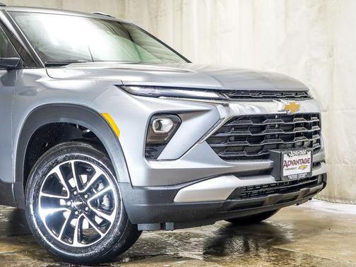 Sterling Gray Metallic 2026 Chevrolet Trailblazer LT