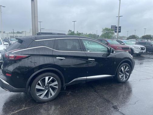 2023 Nissan Murano SL FWD