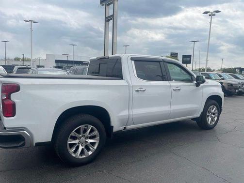 Summit White 2022 Chevrolet Silverado 1500 Limited LTZ
